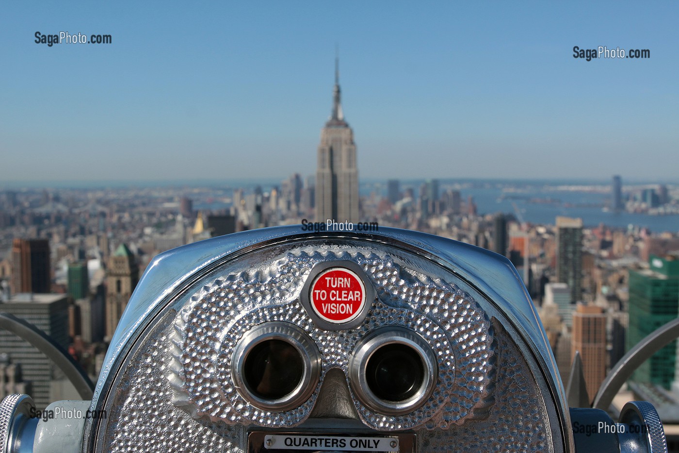 JUMELLES D'OBSERVATION DU TOP OF THE ROCK, TERRASSE PANORAMIQUE DU GE BUILDING, ROCKEFELLER CENTER, QUARTIER DE MIDTOWN, MANHATTAN, NEW YORK CITY, ETAT DE NEW YORK, ETATS-UNIS 