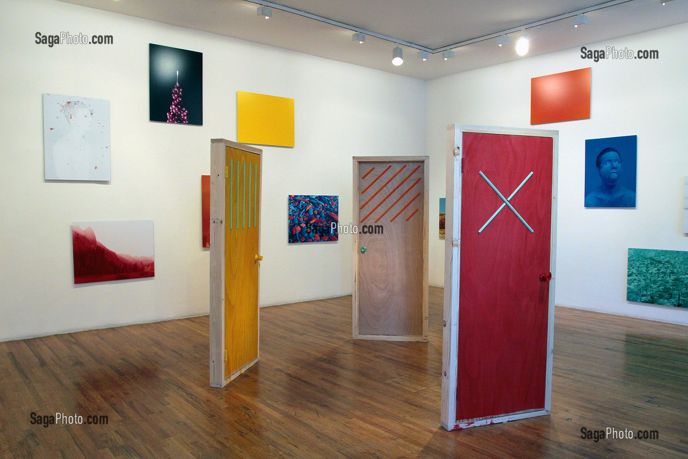 INSTALLATION ARTISTIQUE, OEUVRE EXPOSEE AU MOMA (MUSEUM OF MODERN ART), MUSEE D'ART MODERNE, QUARTIER DE MIDTOWN, MANHATTAN, NEW YORK CITY, ETAT DE NEW YORK, ETATS-UNIS 