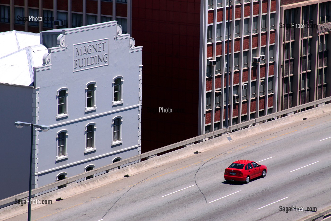 AUTOROUTE TRAVERSANT LA VILLE, PORT ELIZABETH, PROVINCE DU CAP ORIENTAL, AFRIQUE DU SUD 