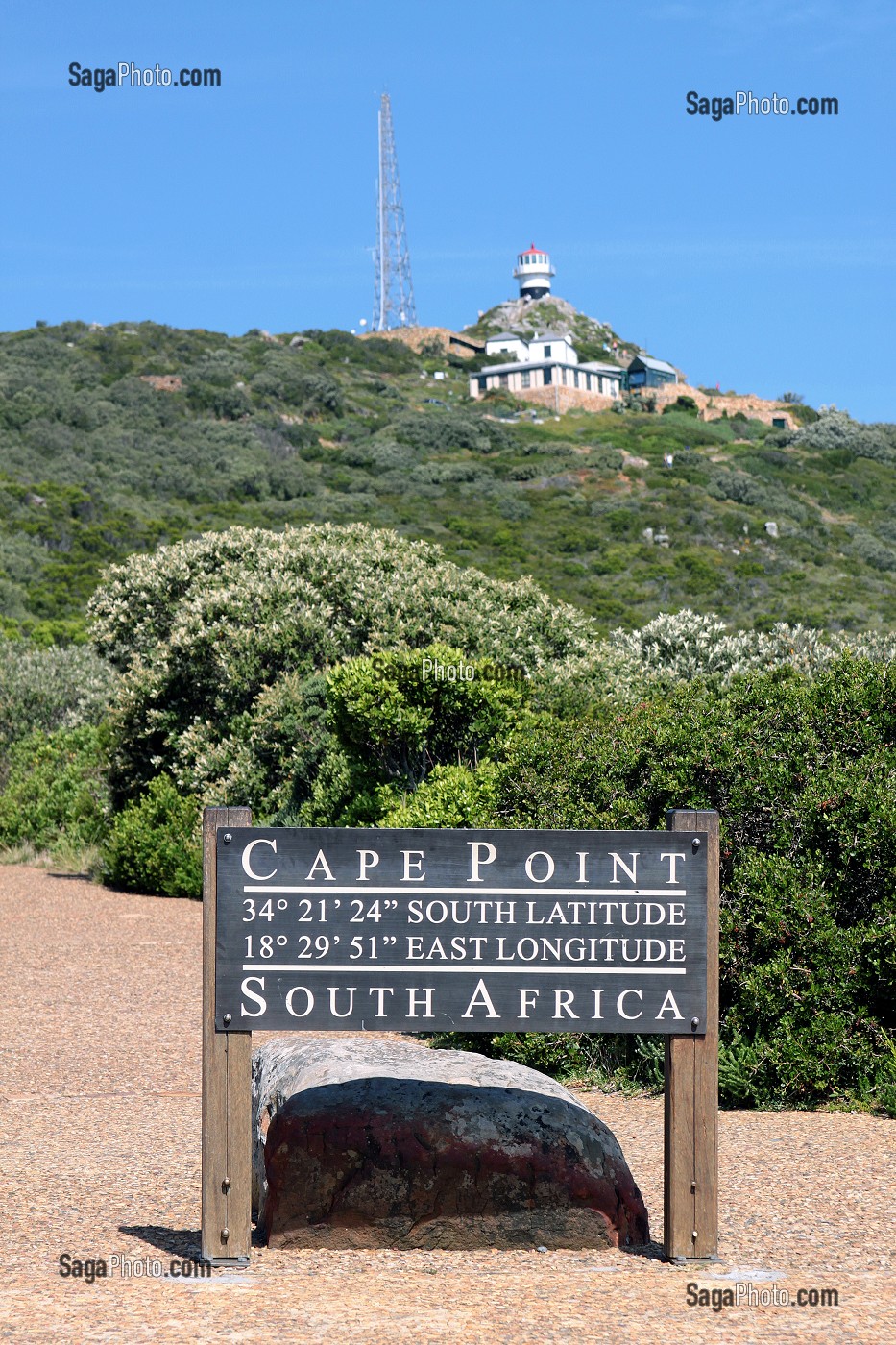 PANNEAU INDIQUANT LA POSITION GEOGRAPHIQUE DE LA POINTE DU CAP, PENINSULE DU CAP, RESERVE NATURELLE DU CAP DE BONNE-ESPERANCE, PROVINCE DU CAP OCCIDENTAL, AFRIQUE DU SUD 