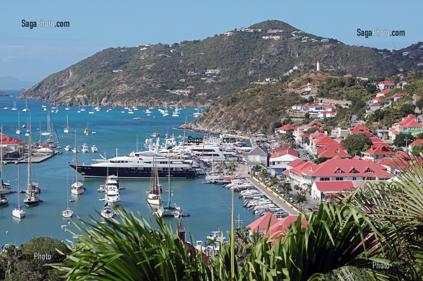 PORT DE PLAISANCE ET CENTRE VILLE, VUE GENERALE DE GUSTAVIA, ILE DE SAINT-BARTHELEMY, PETITES ANTILLES FRANCAISES, CARAIBES 