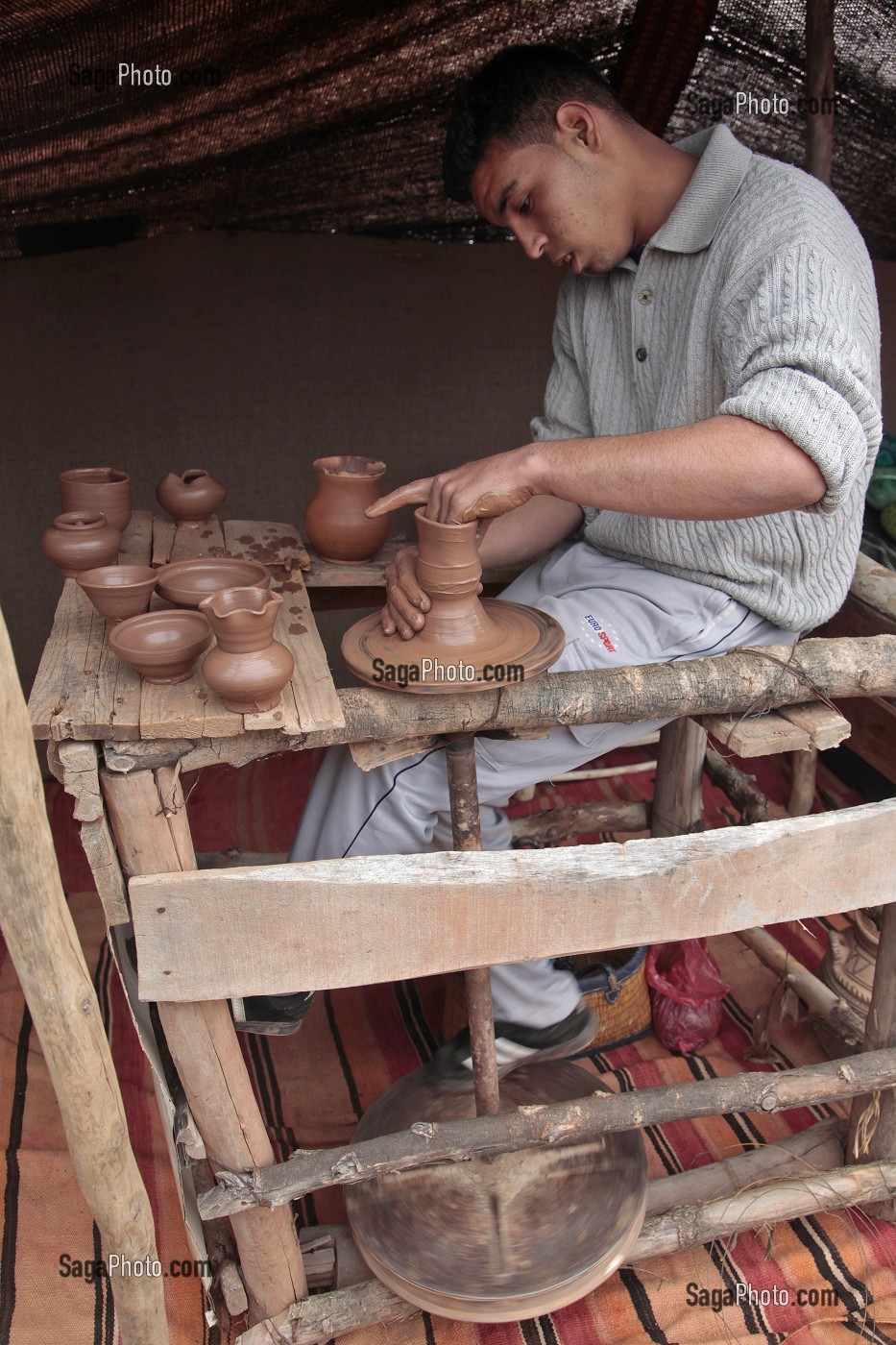 ATELIER DE POTERIE, TERRES D'AMANAR, TAHANAOUTE, AL HAOUZ, MAROC 