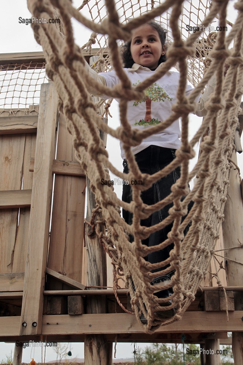 AIRE DE JEUX ENTIEREMENT EN BOIS, DOMAINE DE TERRES D’AMANAR, TAHANAOUTE, AL HAOUZ, MAROC 