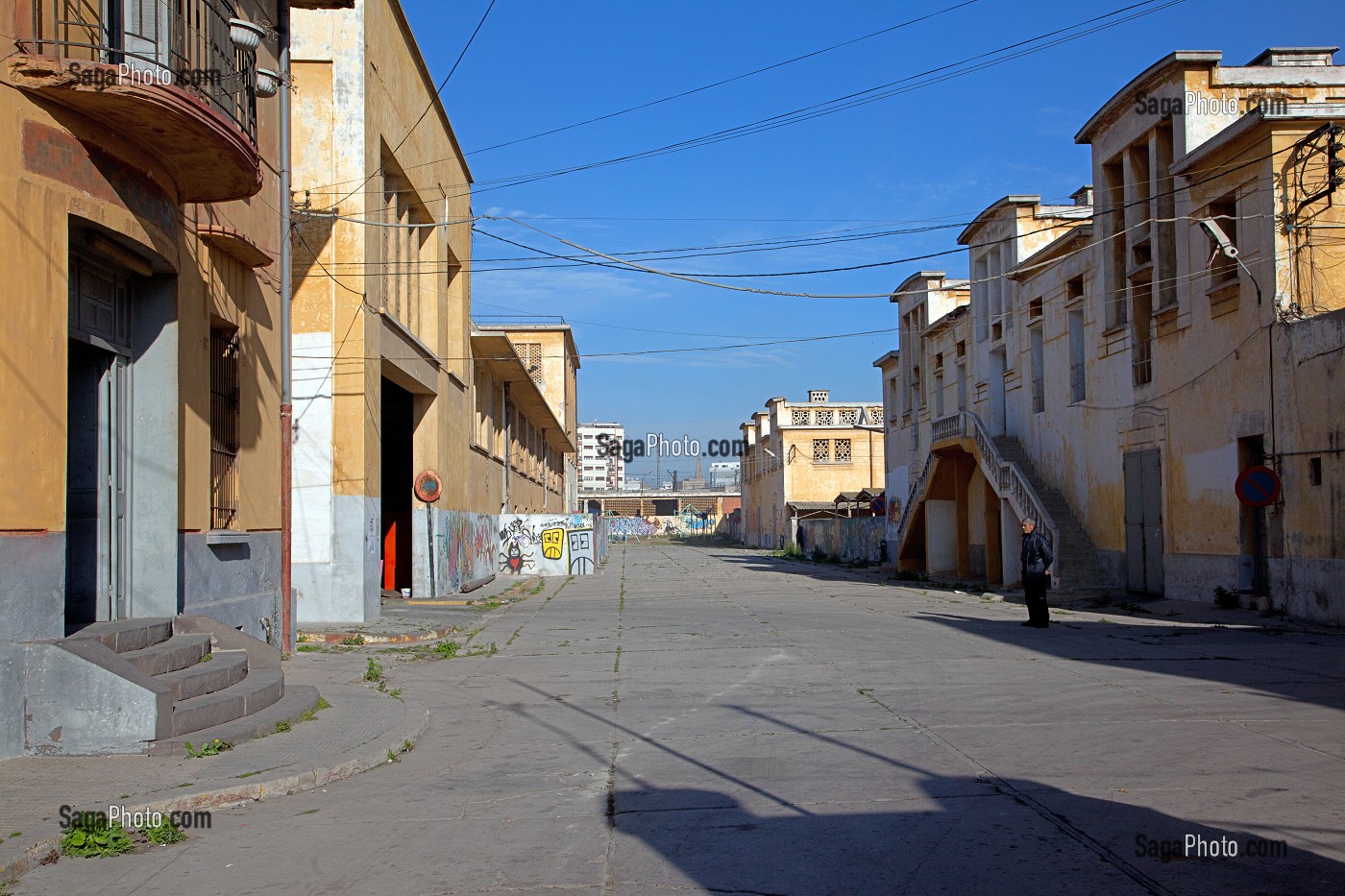 SITE DESAFFECTE DES ABATTOIRS DE CASABLANCA, FRICHE URBAINE EN BETON ARME, HERITAGE DU MARECHAL LYAUTEY, MAROC 
