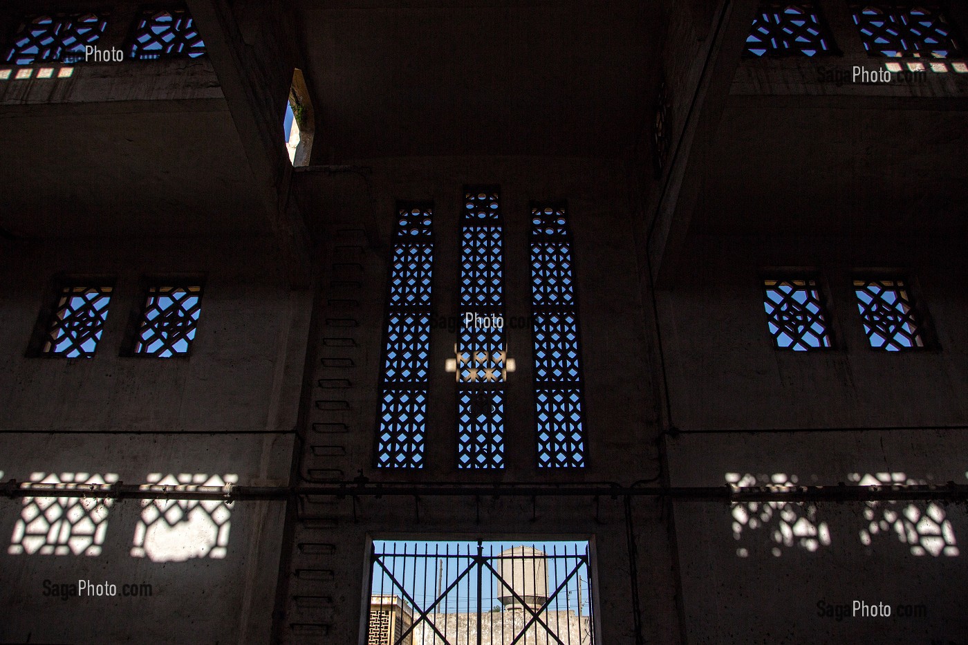 ARCHITECTURE INTERIEURE DES ANCIENS ABATTOIRS, ARCHITECTURE EN BETON ARME, HERITAGE DU MARECHAL LYAUTEY, CASABLANCA, MAROC, AFRIQUE 