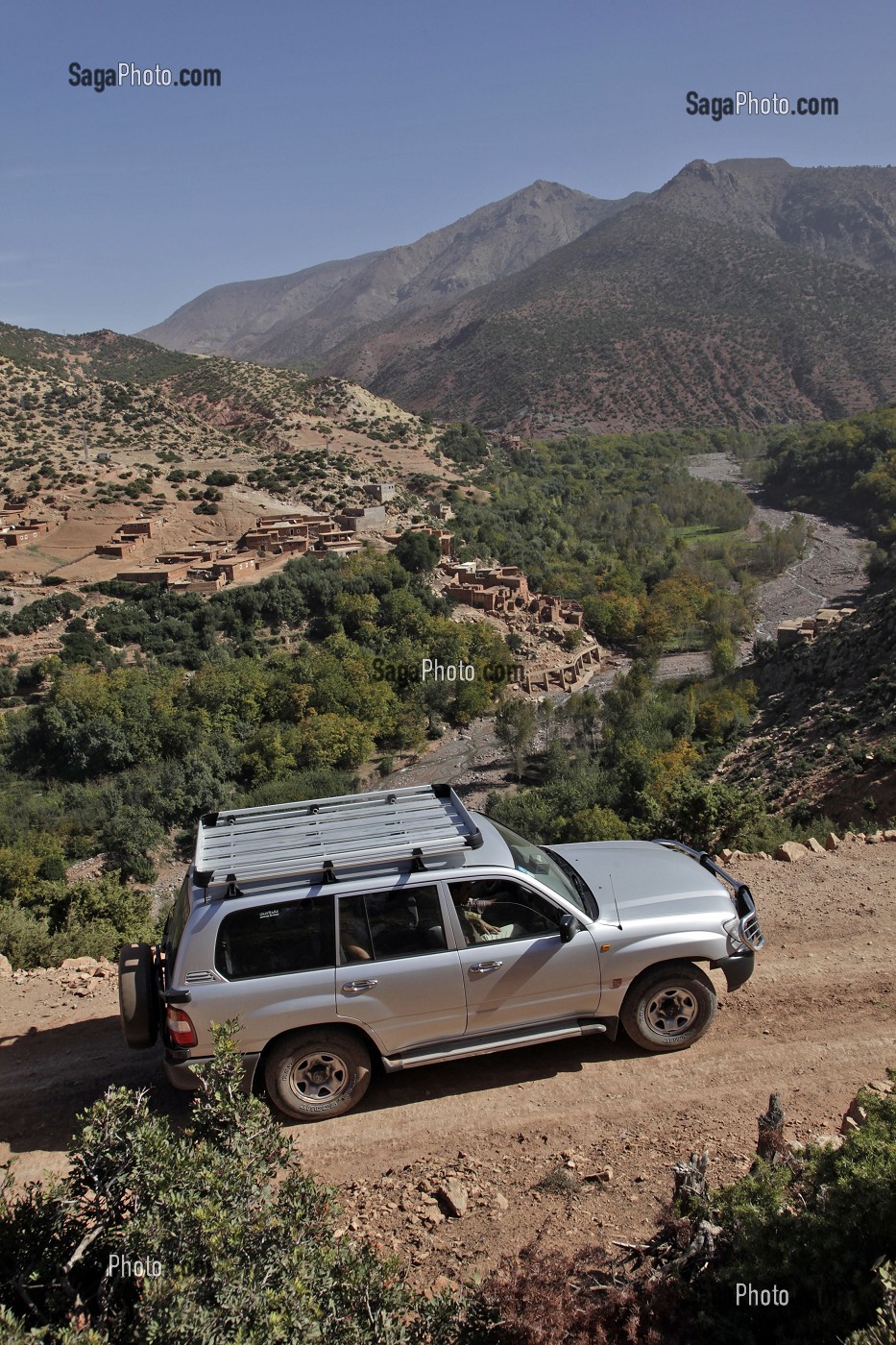 EXCURSION TOURISTIQUE EN VEHICULE 4X4, HAUT-ATLAS, MAROC 