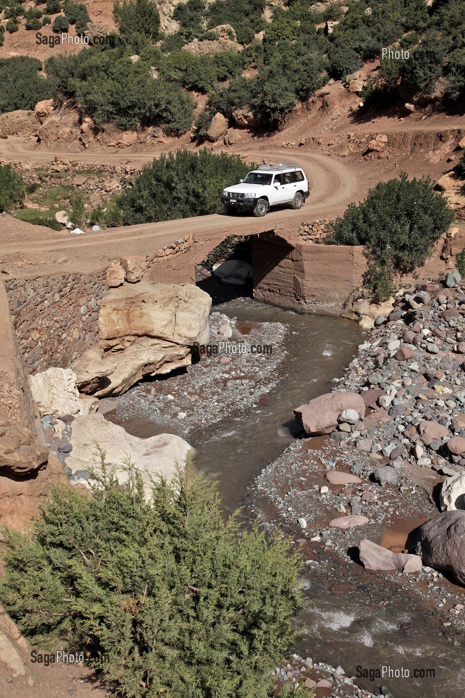 EXCURSION TOURISTIQUE EN VEHICULE 4X4, HAUT-ATLAS, MAROC 