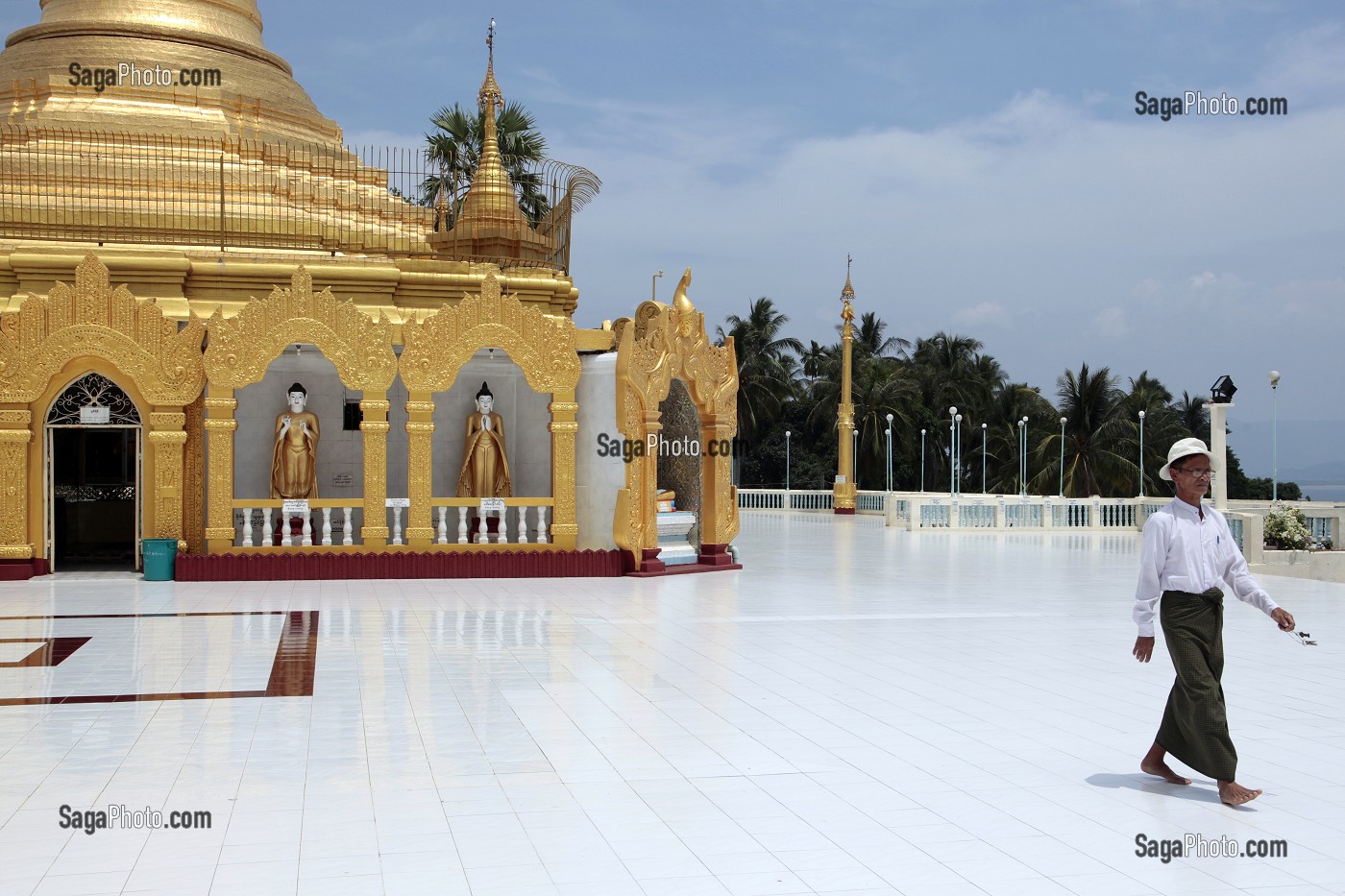 PAGODE DOREE DE KAWTHAUNG, VILLE APPELEE VICTORIA POINT SOUS LA DOMINATION BRITANNIQUE (1824-1948), MYANMAR, SUD DE LA BIRMANIE, ASIE 