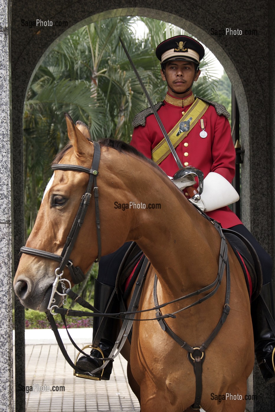 GARDE A CHEVAL DEVANT LE PALAIS PRESIDENTIEL, KUALA LUMPUR, MALAISIE 