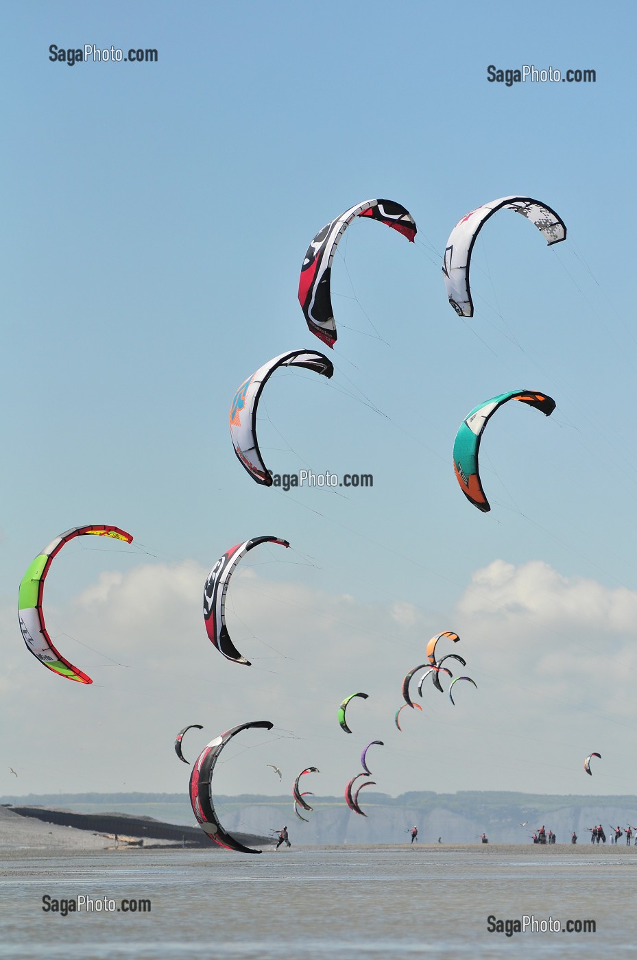 SPORTS DANS LA BAIE DE SOMME, FRANCE 