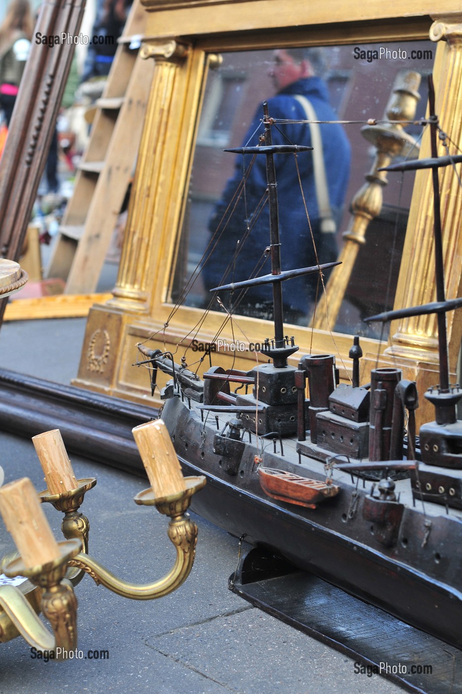 REDERIE TRADITIONNELLE OU BROCANTE, AMIENS, SOMME (80), FRANCE 