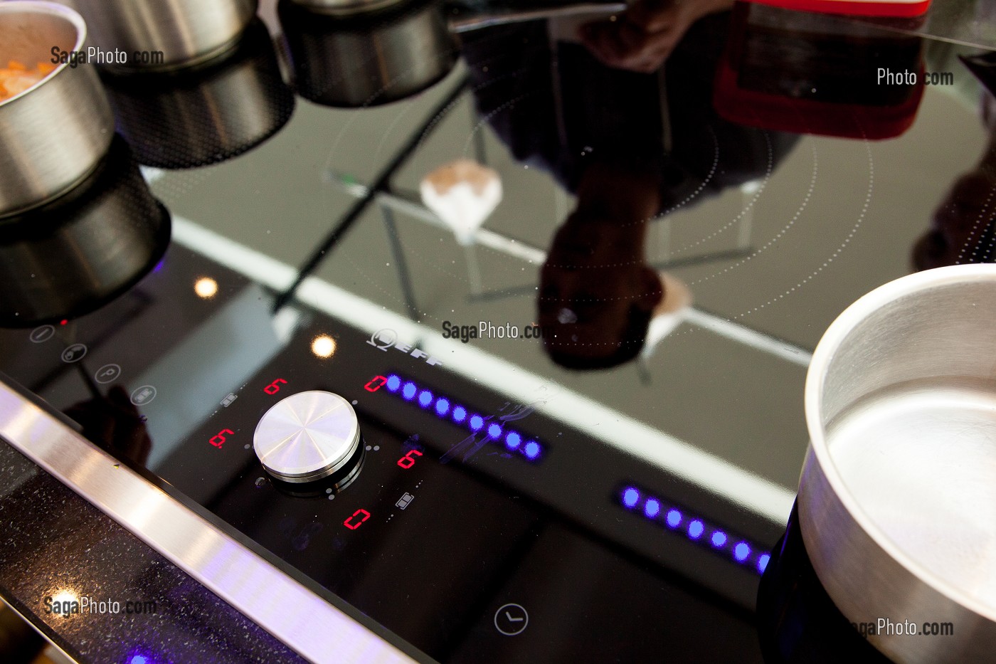 COURS DE CUISINE DISPENSE PAR LAURENT CLEMENT A L'ATELIER 11, COURS GABRIEL, CHARTRES, EURE-ET-LOIR (28), FRANCE 