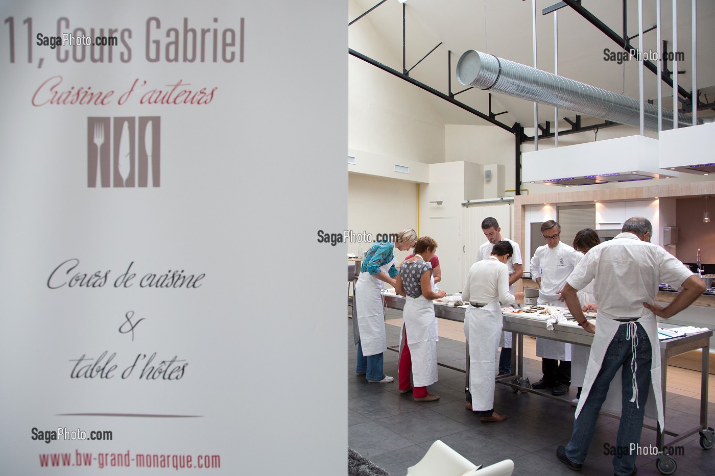 CUISINE D'AUTEUR AVEC LAURENT CLEMENT, COURS DE CUISINE, 11 COURS GABRIEL, CHARTRES, EURE-ET-LOIR (28), FRANCE 