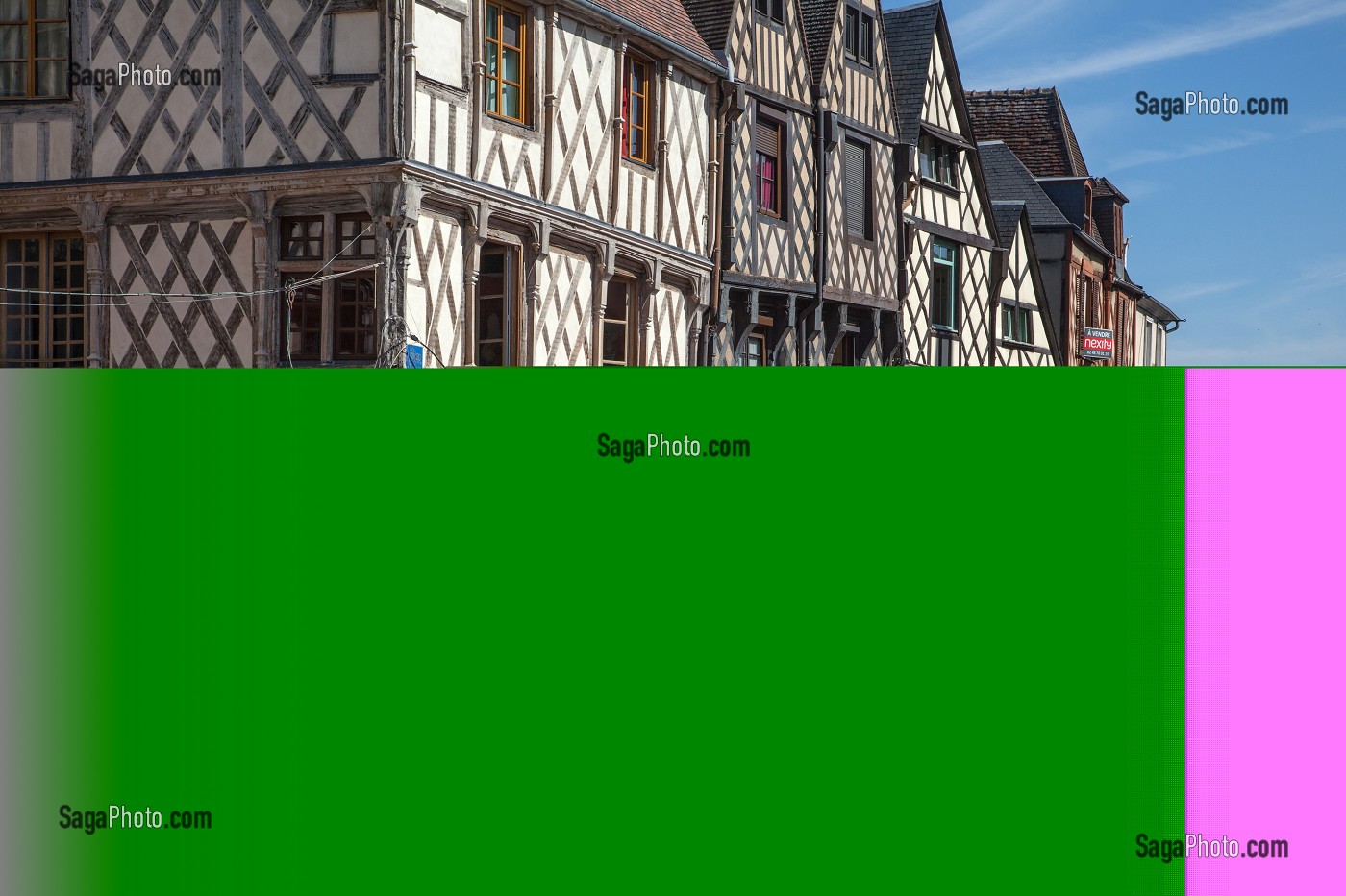 MAISONS A COLOMBAGES, RUE JEAN GIRARD, VIEILLE VILLE DE BOURGES, CHER (18), FRANCE 