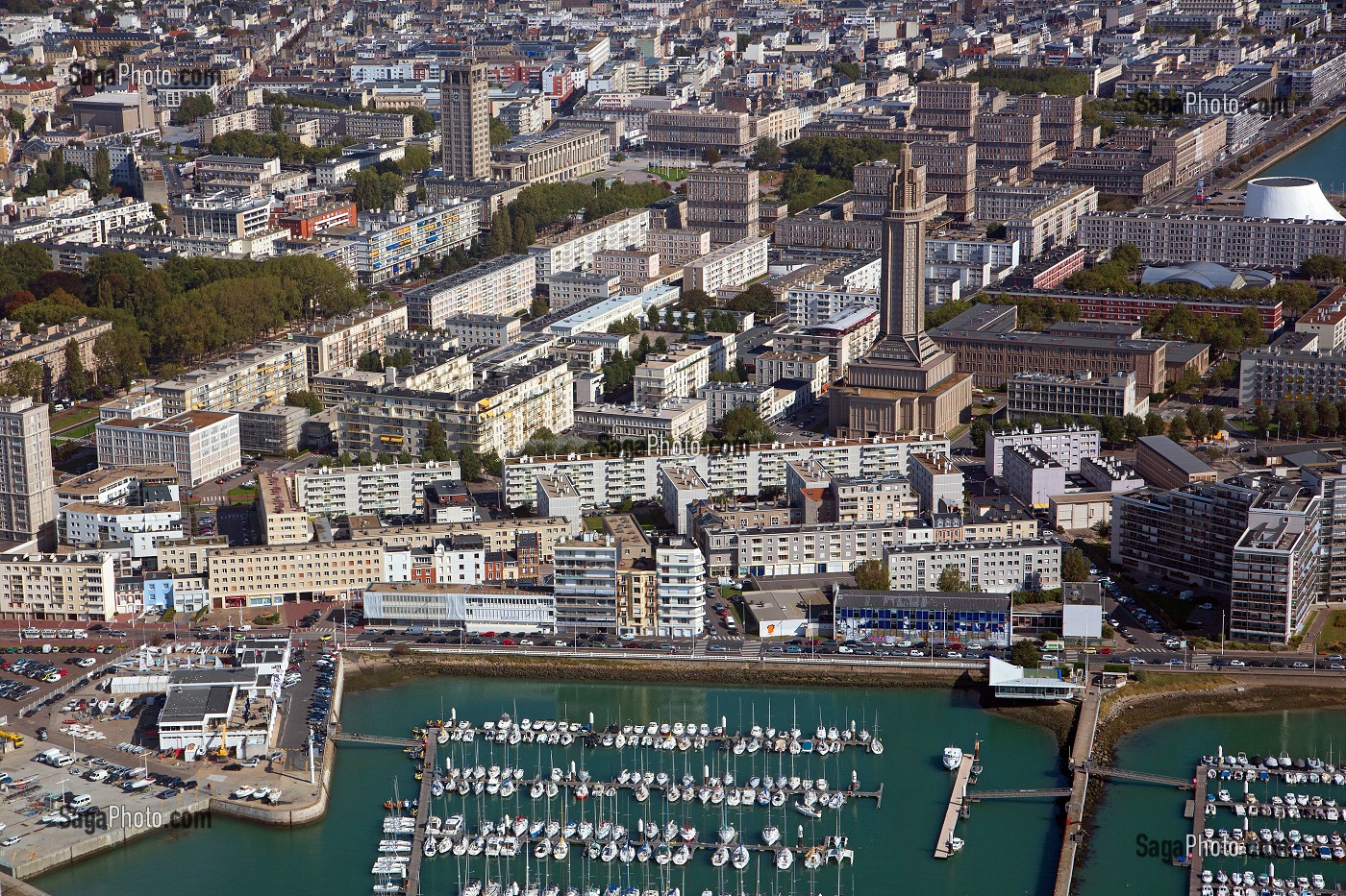 PORT DE PLAISANCE DE LA VILLE DU HAVRE ET L'ARCHITECTURE D'AUGUSTE PERRET, SEINE-MARITIME, (76), FRANCE 