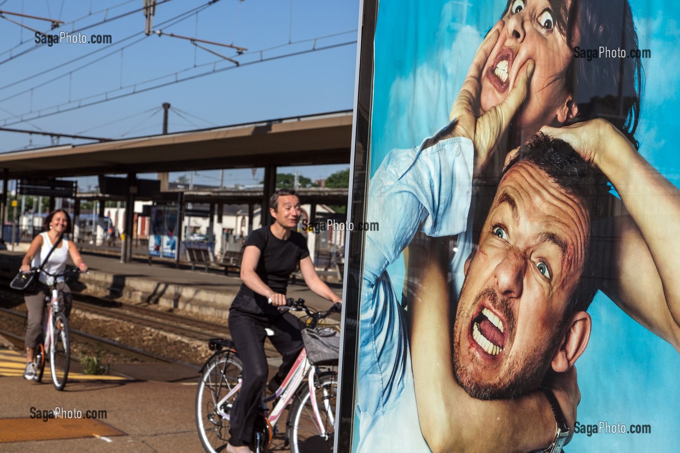 PUBLICITE POUR UN FILM SUR UN PANNEAU, GARE DE CHARTRES, EURE-ET-LOIR (28), FRANCE 