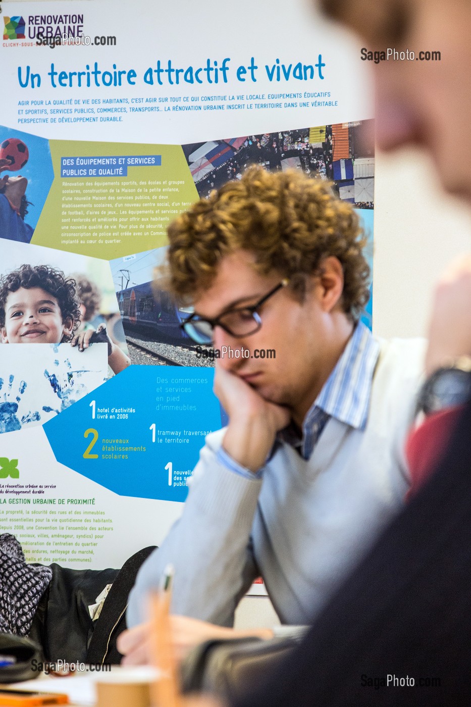 ETUDIANTS DU CONCOURS ERGAPOLIS SUR LE PLUS GRAND PROGRAMME DE RENOVATION URBAINE DU GRAND ENSEMBLE DE TOURS DES QUARTIERS SENSIBLES DE CLICHY-SOUS-BOIS - MONTFERMEIL, SEINE-SAINT-DENIS (93), ILE-DE-FRANCE 