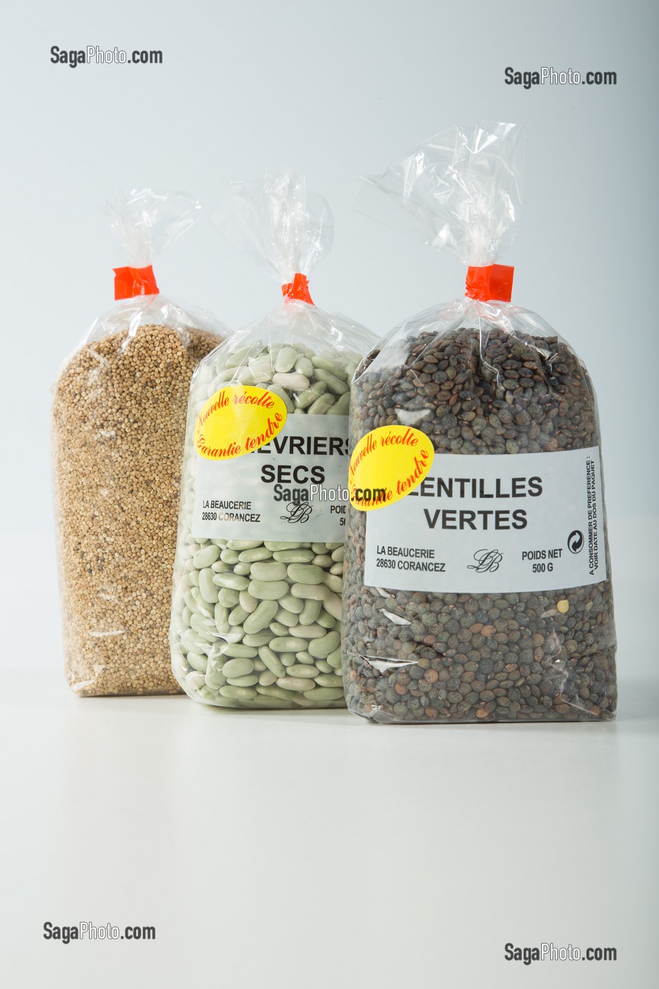 QUINOA, LENTILLES VERTES ET HARICOTS SECS, RECOLTE BIO ET GARANTIE TENDRE, PRODUITS DE TERROIR, CORANCEZ (28), FRANCE 