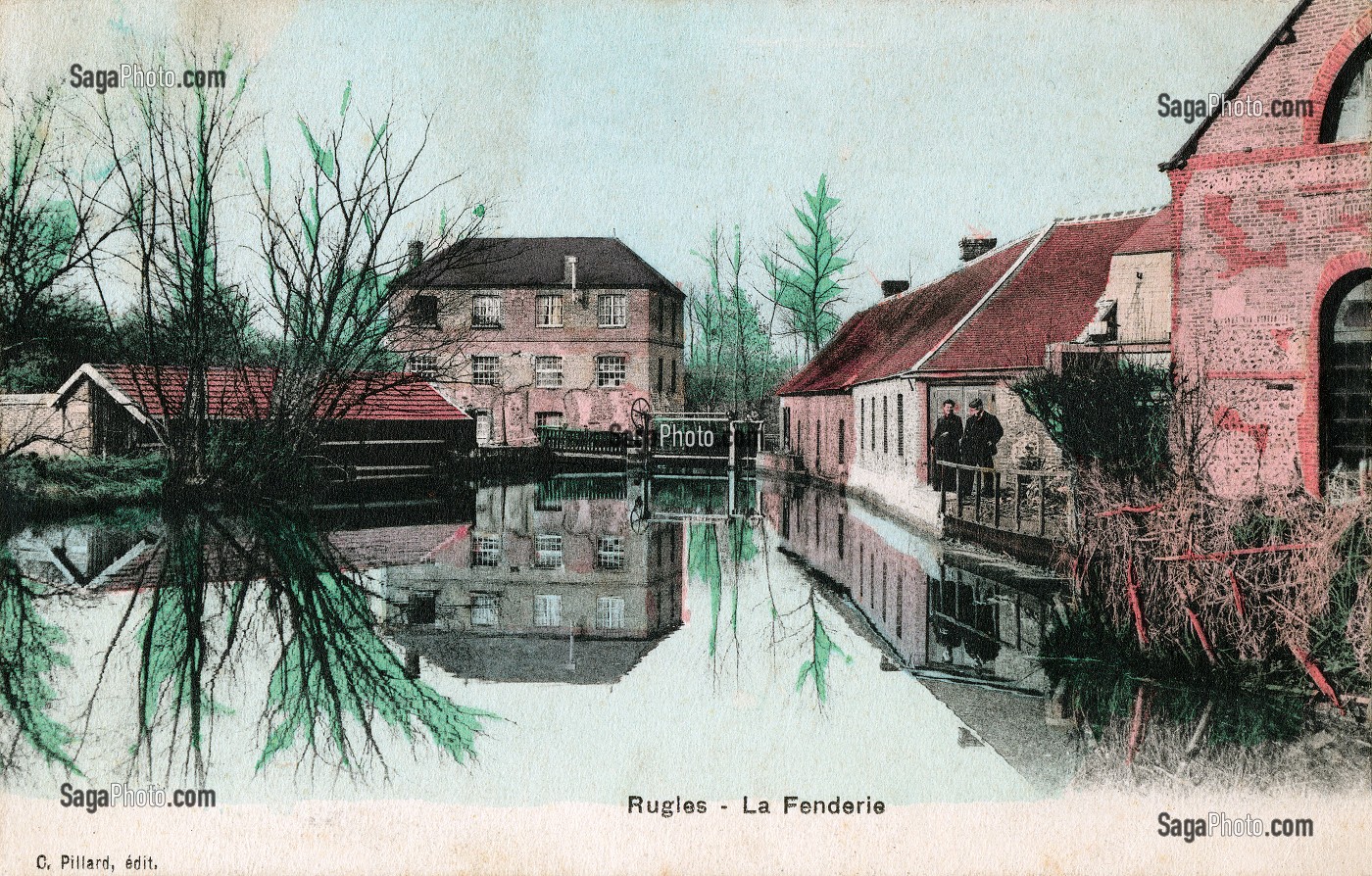 QUARTIER DE LA FENDERIE, METIER DE LA FORGE, CARTE POSTALE ANCIENNE COLORISEE, COLLECTION DE LA VILLE DE RUGLES, EURE (27), FRANCE 