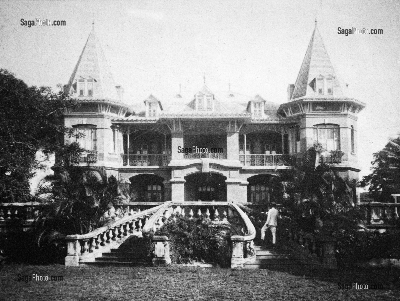 HABITATION LA FAVORITE EN 1923, PHOTO NOIR ET BLANC, DISTILLERIE LA FAVORITE, FORT-DE-FRANCE, MARTINIQUE, ANTILLES FRANCAISES, FRANCE 