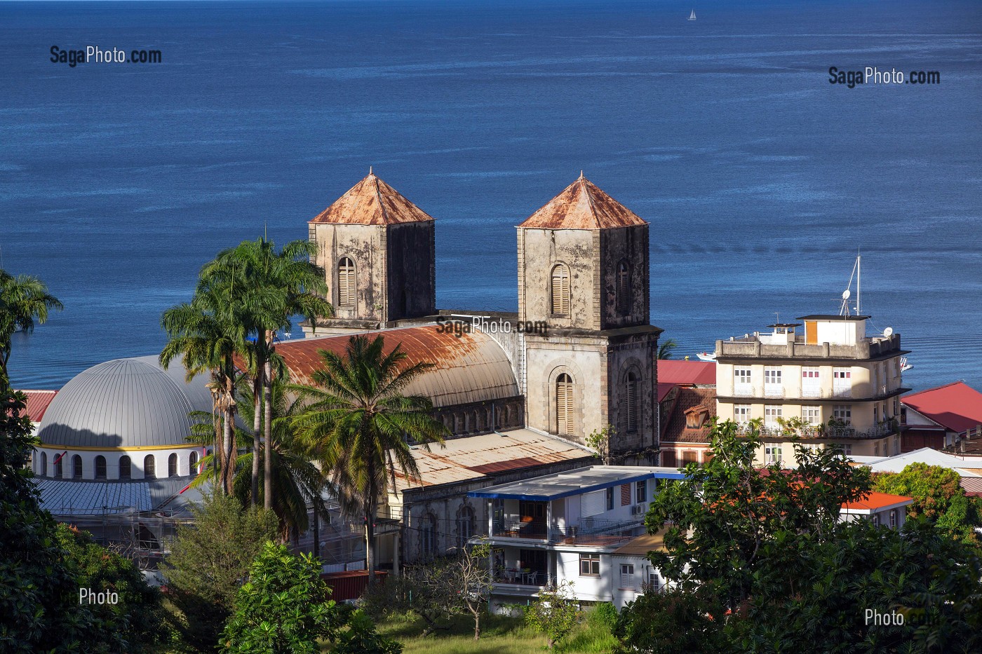 CATHEDRALE NOTRE-DAME DE L'ASSOMPTION (ANCIENNE EGLISE DU MOUILLAGE) DEVASTEE APRES L'ERUPTION DE LA MONTAGNE PELEE EN 1902, SAINT-PIERRE, MARTINIQUE, ANTILLES FRANCAISES, FRANCE 