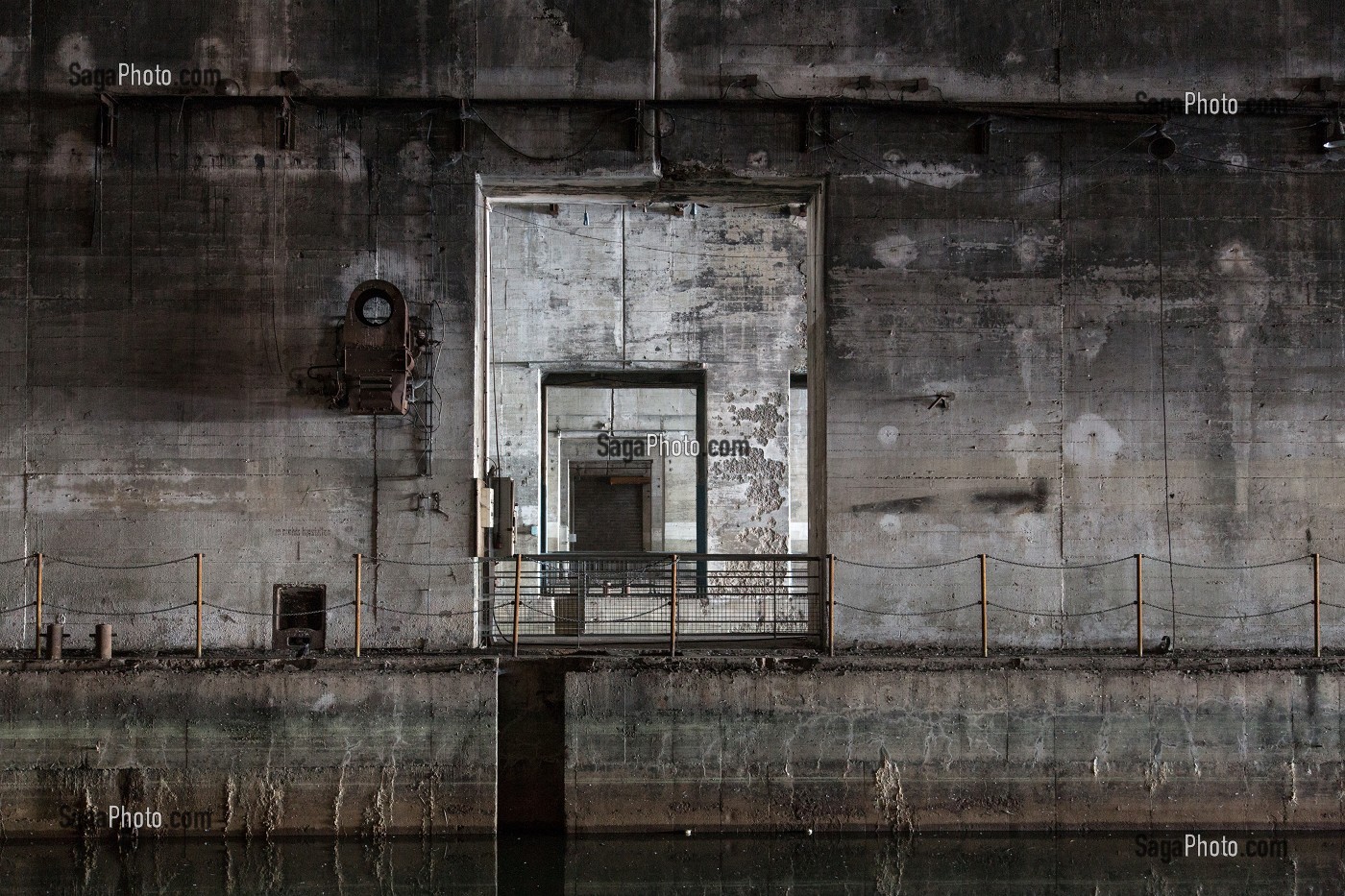 LIEU CULTUREL DE LA BASE SOUS-MARINE, QUARTIER DU BATACLAN, BASSINS A FLOT, VILLE DE BORDEAUX, GIRONDE (33), FRANCE 