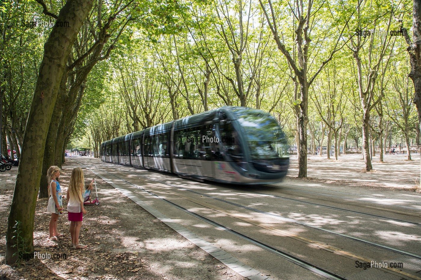 TRAMWAY, PLACE DES QUINCONCES, VILLE DE BORDEAUX, GIRONDE (33), FRANCE 