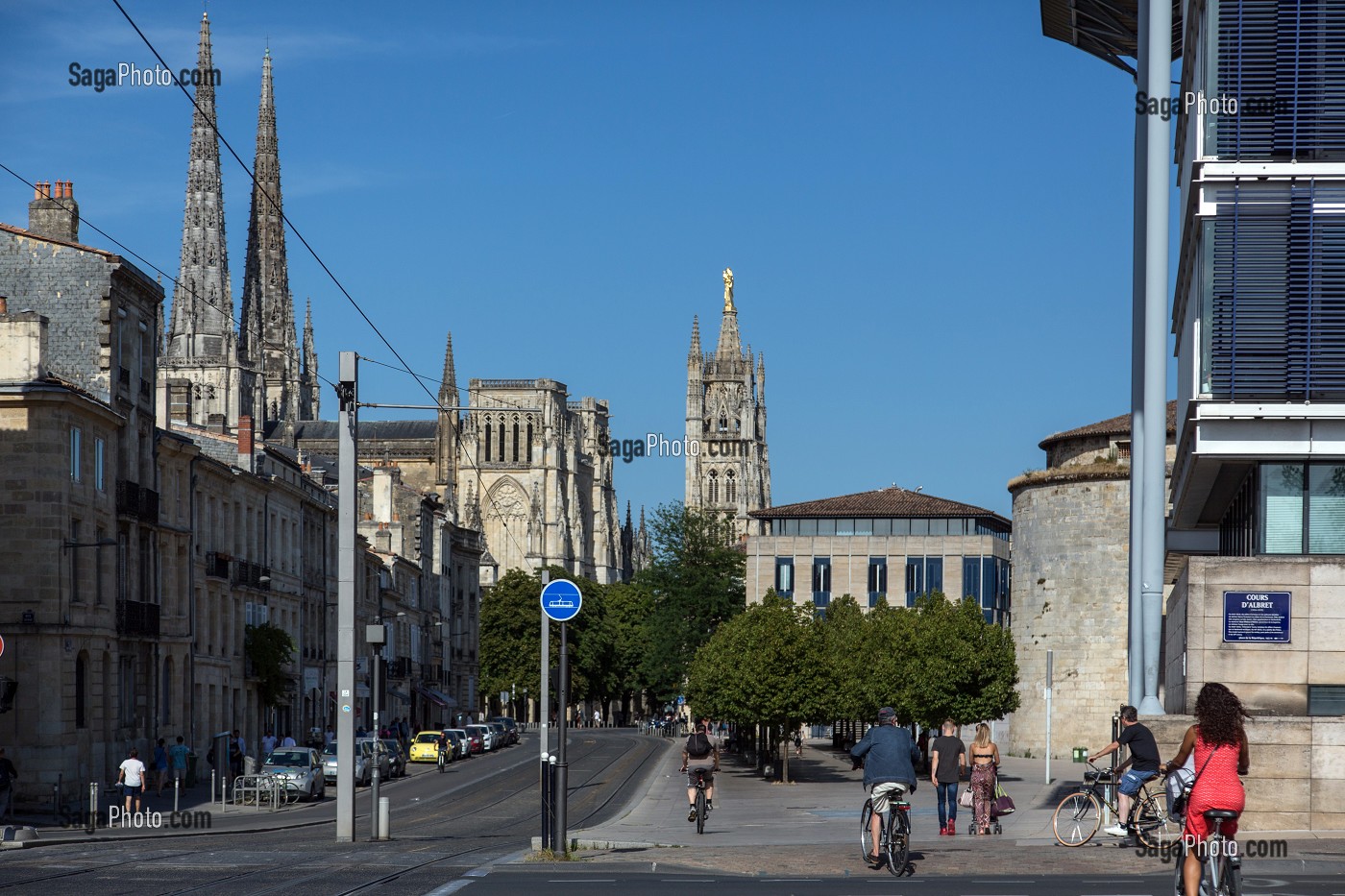 PALAIS DE JUSTICE ET CATHEDRALE SAINT-ANDRE, RUE DES FRERES BONIE, VILLE DE BORDEAUX, GIRONDE (33), FRANCE 