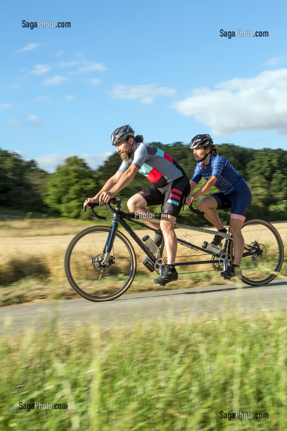 KRIS VACHERON, FABRICANT DE CADRE DE VELO ET CREATEUR DE LA MARQUE JULIE RACING DESIGN, GARNAY (28), FRANCE 