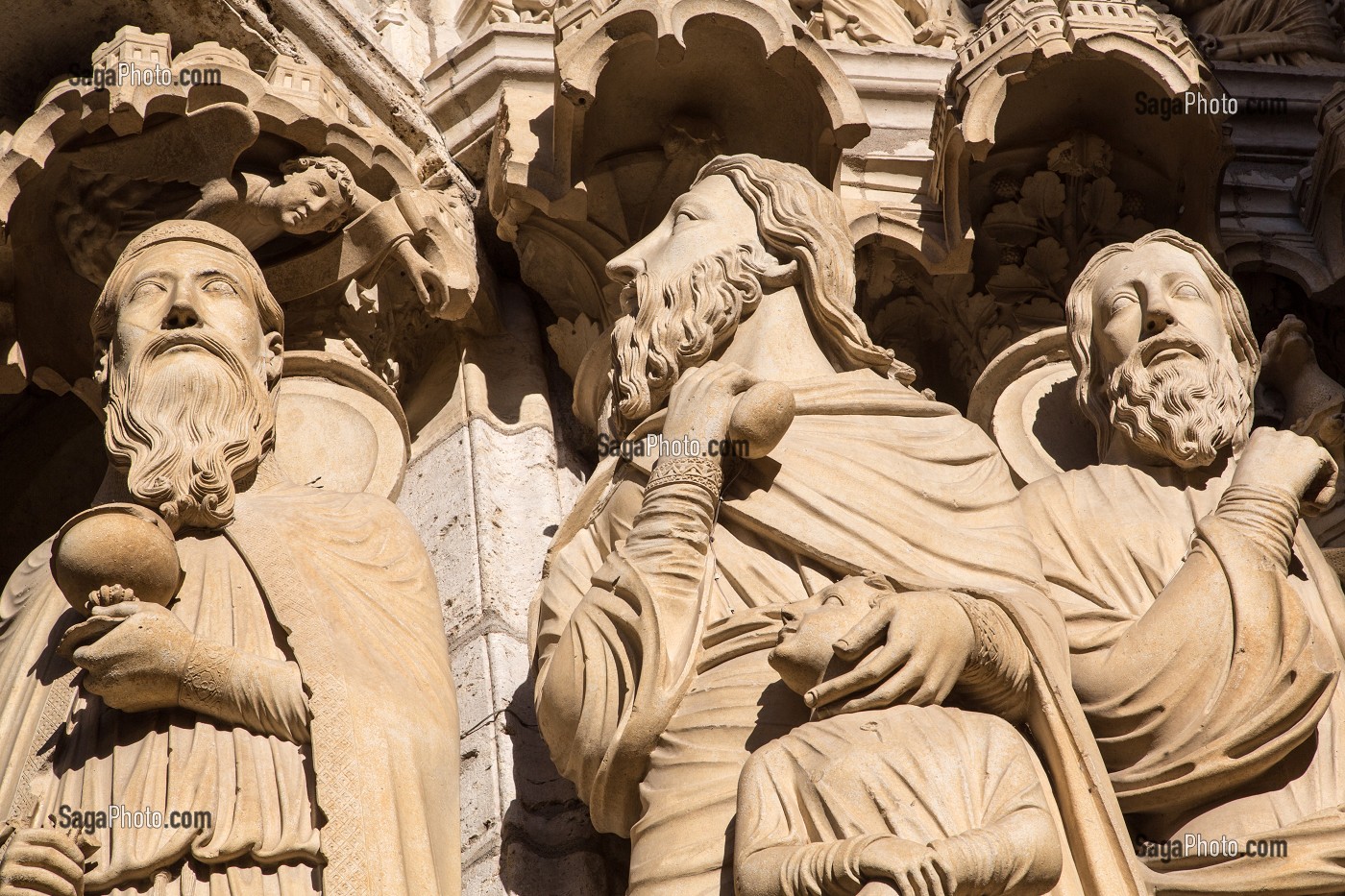 DETAIL DES STATUES SUR LE PORTAIL NORD, CATHEDRALE NOTRE-DAME, CHARTRES (28), FRANCE 