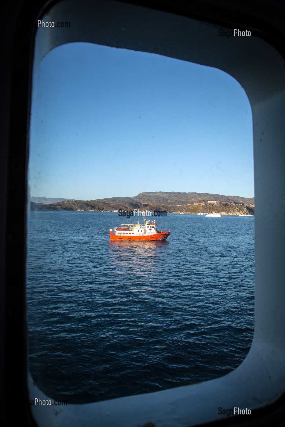 HUBLOT DU BATEAU DE CROISIERE ASTORIA, ILULISSAT, GROENLAND 