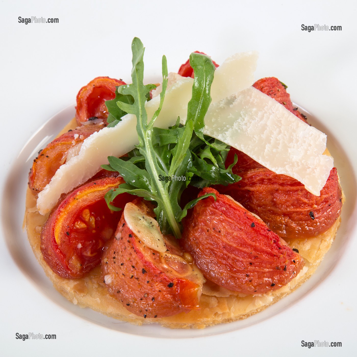 TARTE AUX TOMATES CONFITES, RECETTE DU CHEF ETOILE LAURENT CLEMENT, COURS GABRIEL, CHARTRES 