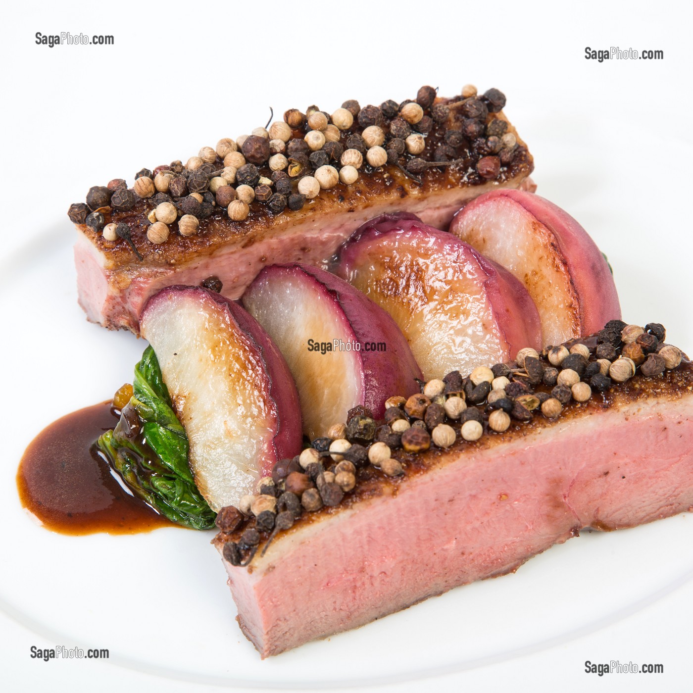 POITRINE DE CANETTE A LA PECHE, RECETTE DU CHEF ETOILE LAURENT CLEMENT, COURS GABRIEL, CHARTRES 