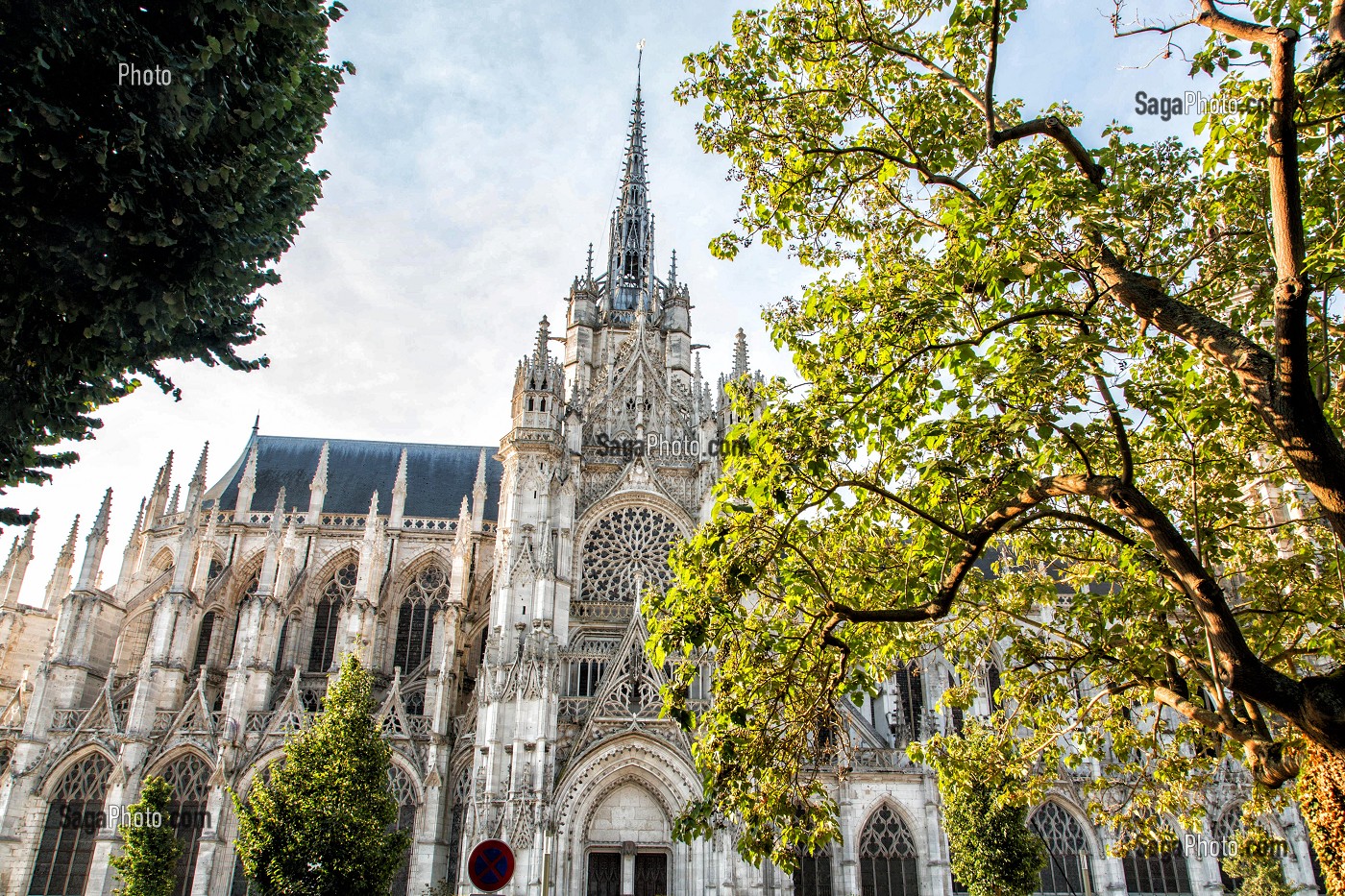 FACADE NORD ET TOUR LANTERNE, CATHEDRALE NOTRE-DAME, EVREUX,(27), FRANCE 