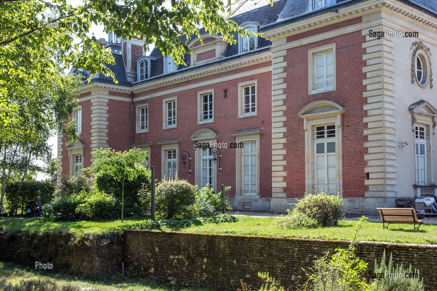 CHATEAU DU BUISSON DE MAY, SAINT-AQUILIN-DE-PACY (27), FRANCE 