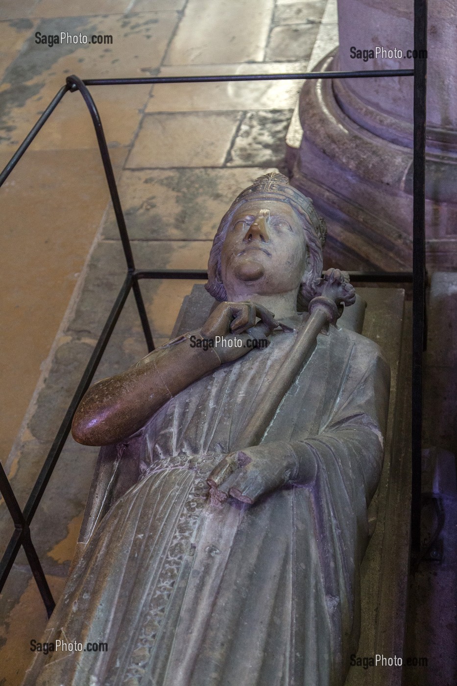 GISANT DU TOMBEAU ABRITANT LE COEUR DU ROI RICHARD 1ER D'ANGLETERRE DIT RICHARD COEUR DE LION (1157-1199), CATHEDRALE NOTRE-DAME, ROUEN (76), FRANCE 