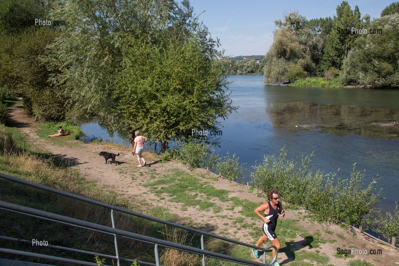 BALADE SUR BORDS DE L'EURE, PONT-DE-L'ARCHE (27), FRANCE 