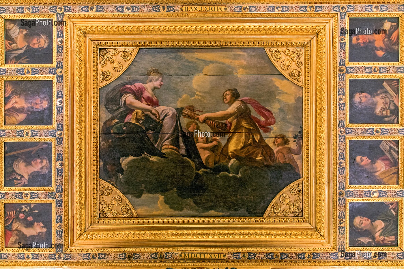 PLAFOND EN BOIS PEINT DE LA SALLE DU LIVRE D'OR, INTERIEUR DU SENAT, PALAIS DU LUXEMBOURG, CHAMBRE HAUTE DU PARLEMENT FRANCAIS, PARIS (75), FRANCE 