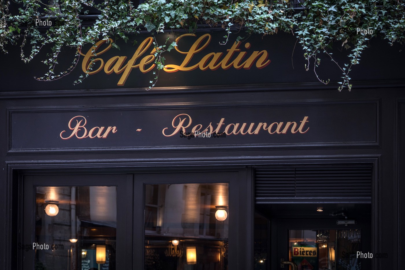 BAR RESTAURANT DU CAFE LATIN, QUARTIER SAINT-MICHEL, 6EME ARRONDISSEMENT, PARIS (75), FRANCE 