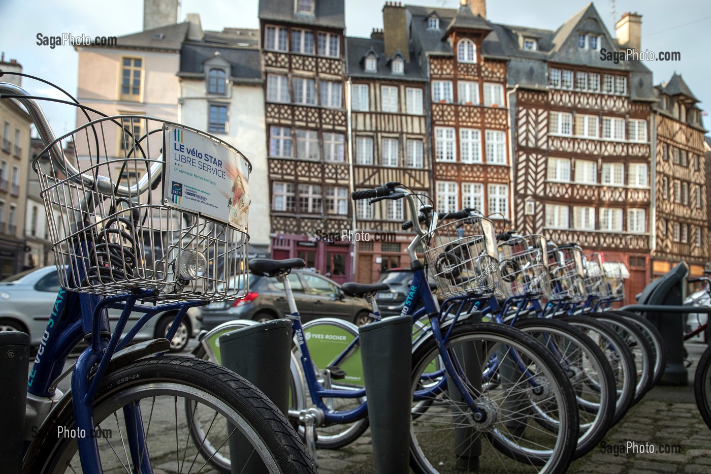 VELO STAR EN LIBRE SERVICE, PLACE DU CHAMP JACQUET, RENNES (35), FRANCE 