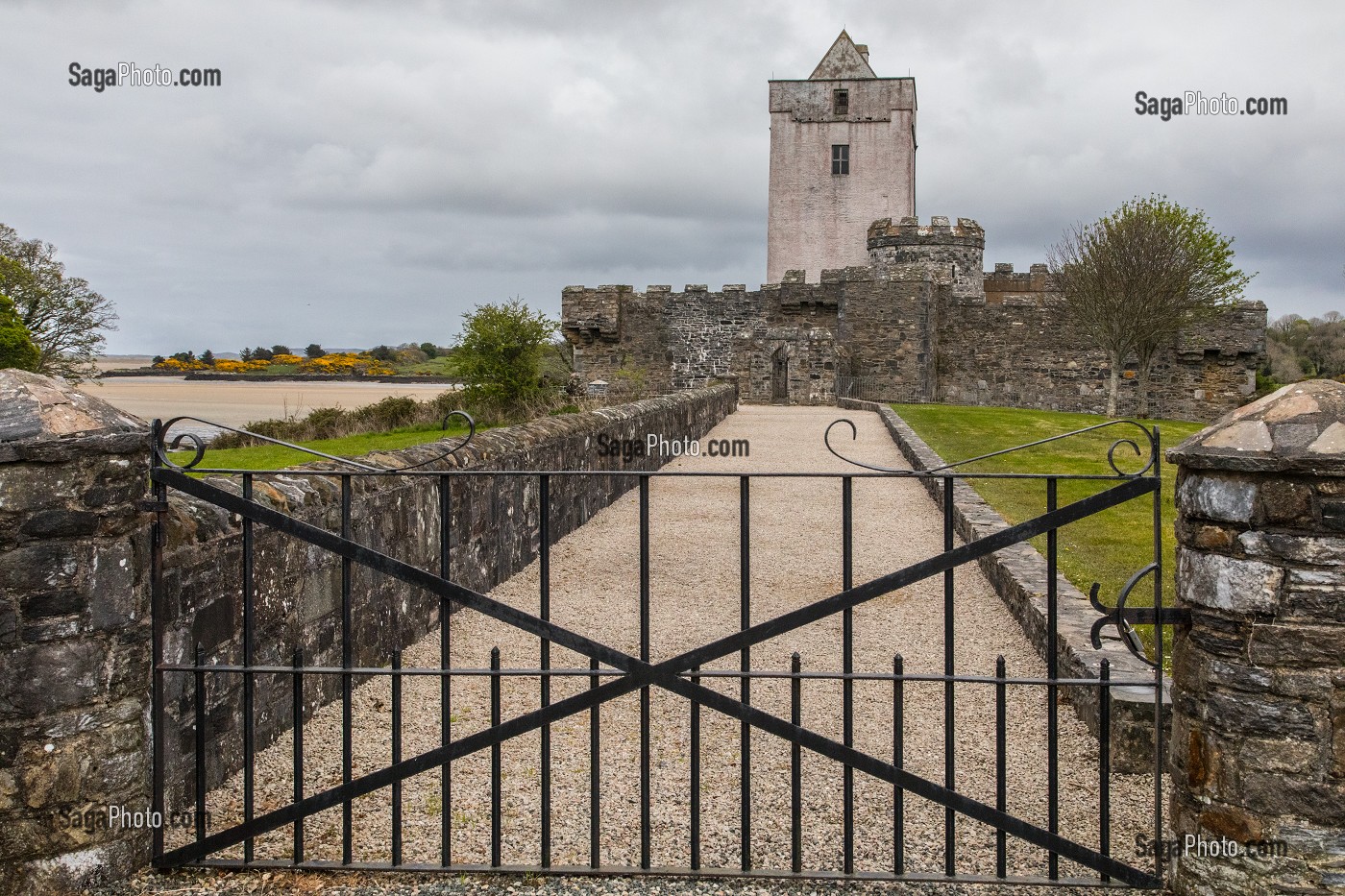 CHATEAU DE DOE (DOE CASTLE), BALLYMORE, COMTE DE DONEGAL, IRLANDE 