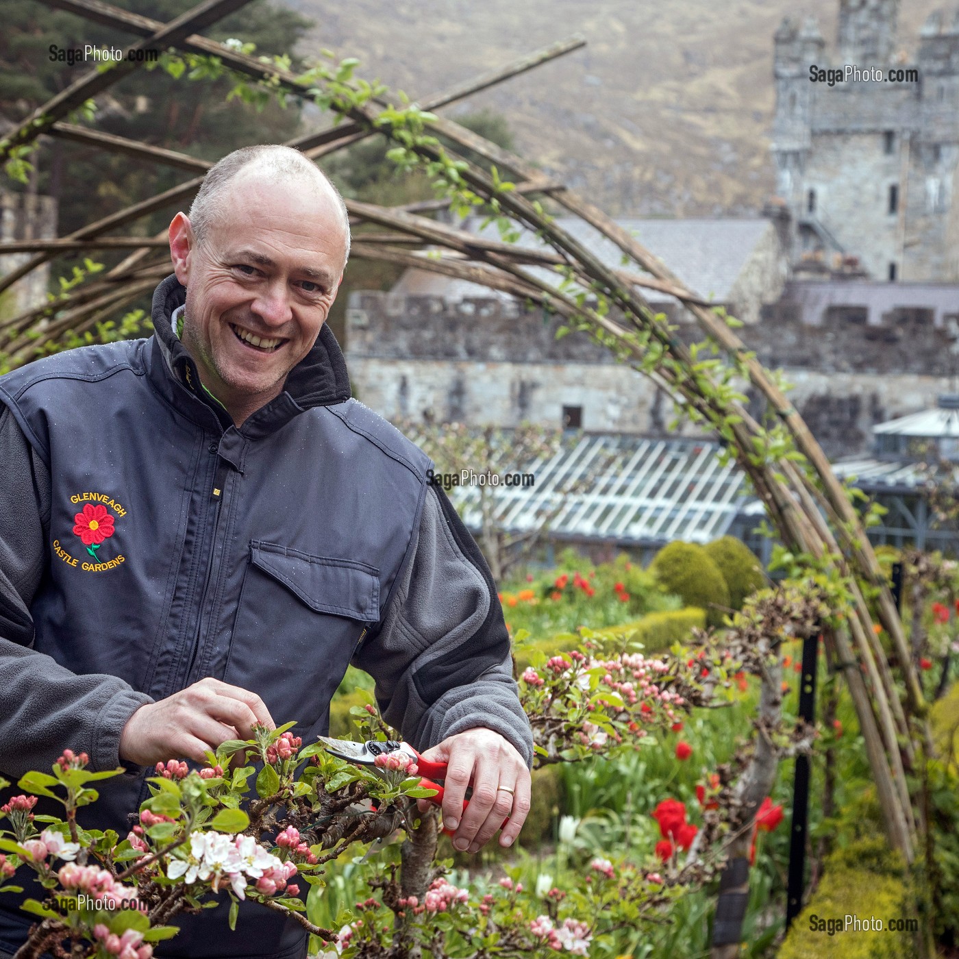 MARK MAC FADDEN, JARDINIER DU CHATEAU, PARC NATIONAL DE GLENVEAGH, COMTE DE DONEGAL, IRLANDE 