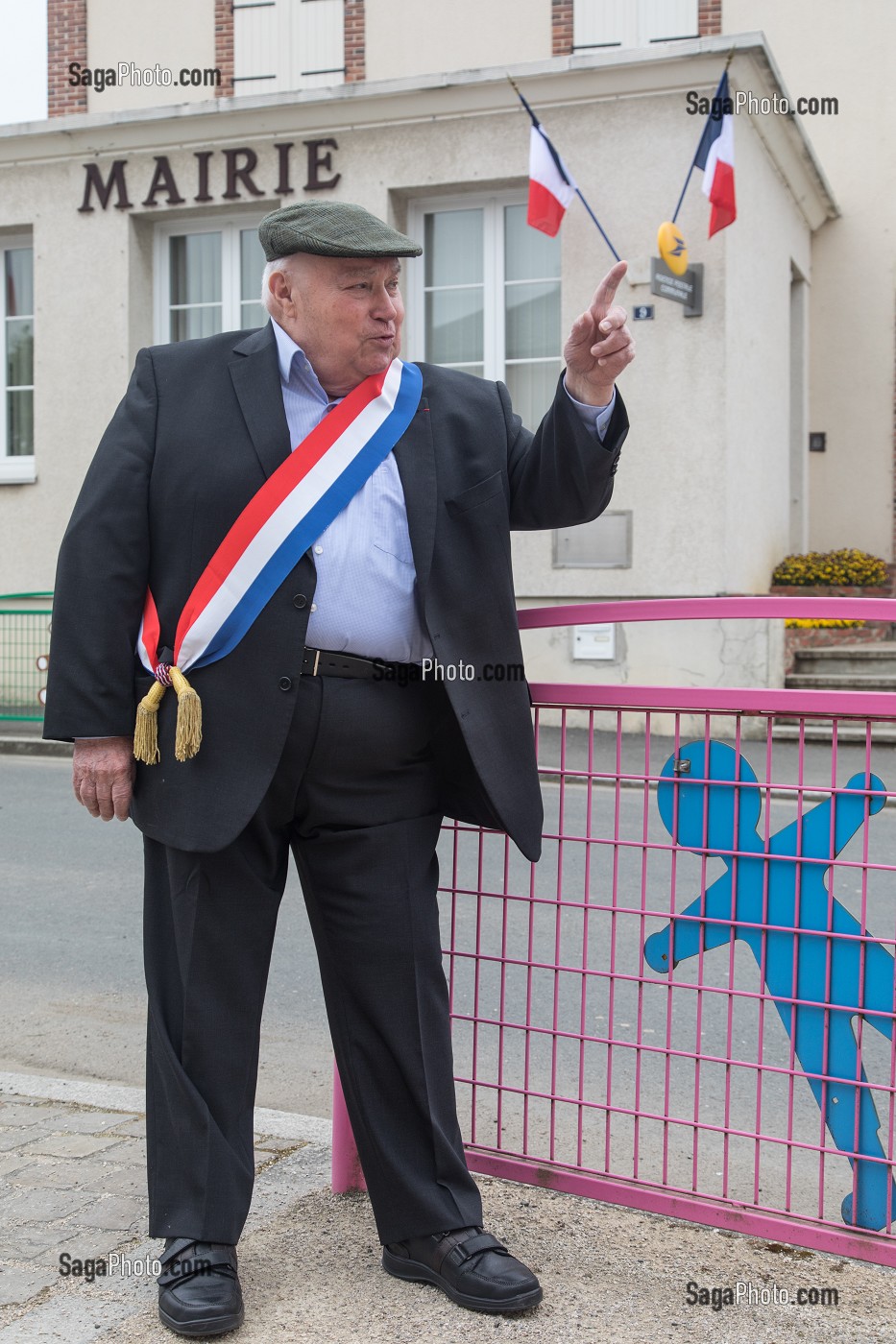 PORTRAIT DE CLAUDE TEROUINARD, PRESIDENT DU CONSEIL DEPARTEMENTAL D'EURE-ET-LOIR, MAIRE DE CHATTILLON-EN-DUNOIS (28), FRANCE