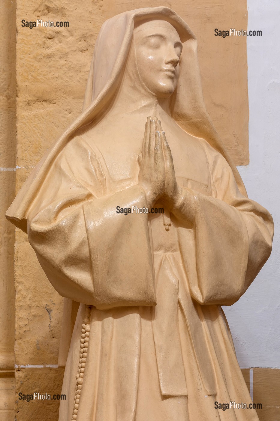 STATUE DE SAINTE MARGUERITE-MARIE ALACOQUE (1647-1690), CANONISEE EN 1920, BASILIQUE DU SACRE COEUR, PARAY-LE-MONIAL (71), FRANCE 