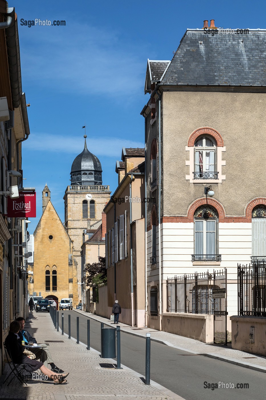 RUE DE LA PAIX, PARAY-LE-MONIAL (71), FRANCE 