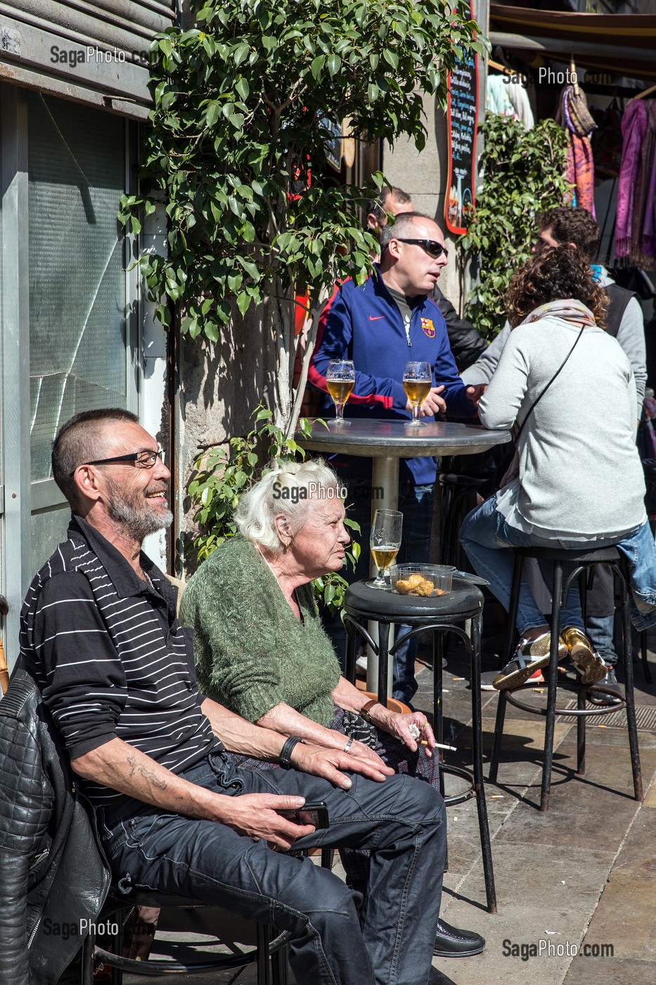 TERRASSE DU CAFE EL KIT KAT BAR, PLACE SAINT-JOSEPH, MARCHE DE LA BOQUERIA, BARCELONE, CATALOGNE, ESPAGNE 