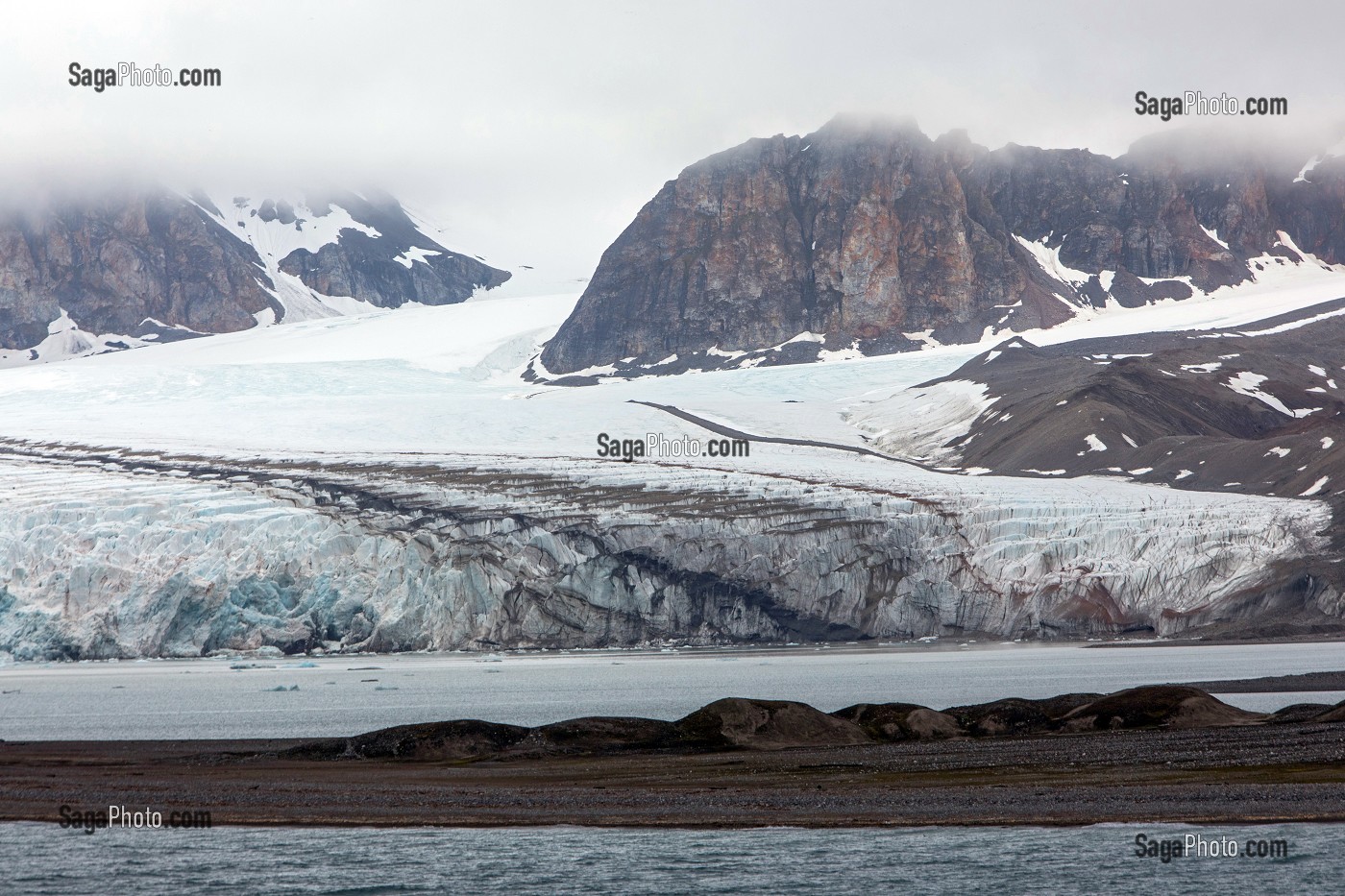 GLACIER DU 14 JUILLET, BAIE DU ROI DECOUVERTE PAR ALBERT 1ER DE MONACO, SPITZBERG, SVALBARD, OCEAN ARCTIQUE, NORVEGE 