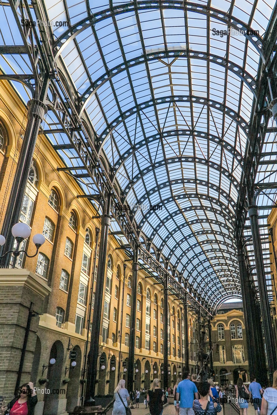 RUE LONDONIENNE DE HAY'S GALLERIA, LONDRES, GRANDE-BRETAGNE, EUROPE 