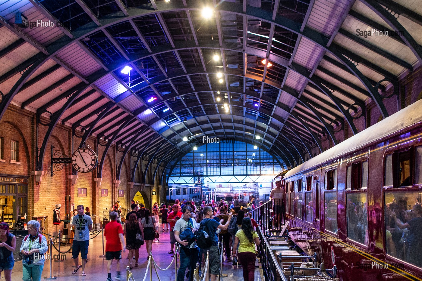 GARE DU TRAIN EXPRESS DE POUDLARD, STUDIO TOUR LONDON, THE MAKING OF HARRY POTTER, WARNER BROS, LEAVESDEN, ROYAUME UNI 