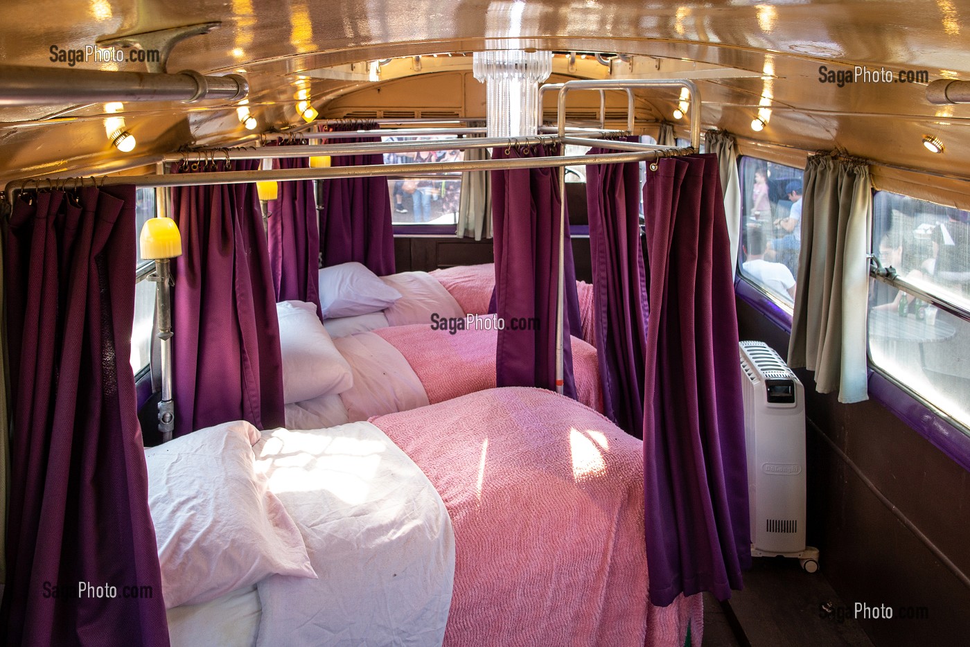 INTERIEUR DU MAGICOBUS, STUDIO TOUR LONDON, THE MAKING OF HARRY POTTER, WARNER BROS, LEAVESDEN, ROYAUME UNI 